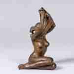 Sculpture - Kinnaree - Thailand - Bronze woman undressing