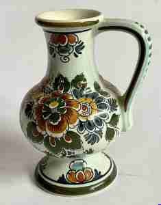 Glassware-Ceramics - Delftware - Netherlands - Vintage (1875) Polychroom Vase 10 x 8 x 13.5